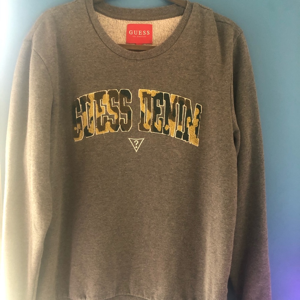 Guess denim pull over SIZE XL, fits L
